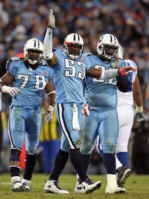 NASHVILLE, TN - OCTOBER 27:  Keith Bulluck #53 of the Tennessee Titans celebrates after the Titans stopped the Indianapolis Colts on fourth down during the NFL game at LP Field on October 27, 2008 in Nashville, Tennessee.  (Photo by Andy Lyons/Getty Image