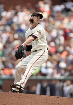SAN FRANCISCO - JUNE 17:  Tim Lincecum #55 of the San Francisco Giants pitches against the Los Angeles Angels of Anaheim at AT&T Park on June 17, 2009 in San Francisco, California.  (Photo by Ezra Shaw/Getty Images)
