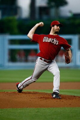 LOS ANGELES, CA - JUNE 02:  Dan Haren #15 of the Arizona Diamondbacks throws a pitch against the Los Angeles Dodgers at Dodger Stadium on June 2, 2009 in Los Angeles, California.  (Photo by Jeff Gross/Getty Images)