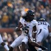 CORVALLIS, OR - NOVEMBER 15:  Syd'Quan Thompson #5 of the California Golden Bears runs against the Oregon State Beavers at Reser Stadium on November 15, 2008 in Corvalis, Oregon.  (Photo by Jonathan Ferrey/Getty Images)
