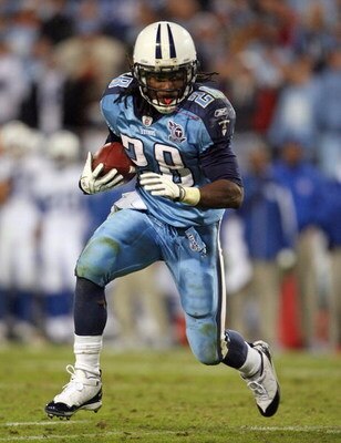 NASHVILLE, TN - OCTOBER 27:  Chris Johnson #28 of the Tennessee Titans runs with the ball during the NFL game against the Indianapolis Colts at LP Field on October 27, 2008 in Nashville, Tennessee.  (Photo by Andy Lyons/Getty Images)
