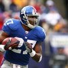 EAST RUTHERFORD, NJ - DECEMBER 07:  Brandon Jacobs #27 of the New York Giants runs against the Philadelphia Eagles during their game on December 7, 2008 at Giants Stadium in East Rutherford, New Jersey.  (Photo by Al Bello/Getty Images)