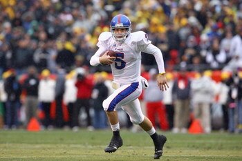 KANSAS CITY, MO - NOVEMBER 29:  Quarterback Todd Reesing #5 of the Kansas Jayhawks runs the ball during the game against the Missouri Tigers on November 29, 2008 at Arrowhead Stadium in Kansas City, Missouri. (Photo by Jamie Squire/Getty Images)