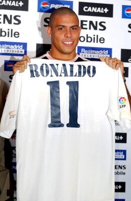 MADRID, SPAIN - SEPTEMBER 2:  Ronaldo of Real Madrid during the press conference to announce his signing for Real Madrid at the Santiago Bernabeu Stadium, Madrid on September 2, 2002.  (Photo by Firo Foto/Getty Images)