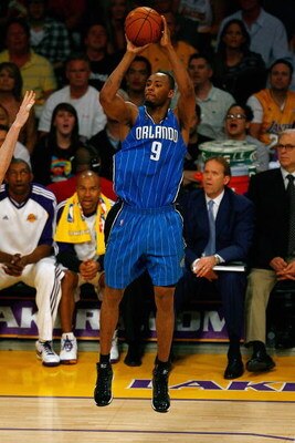 LOS ANGELES, CA - JUNE 07:  Rashard Lewis #9 of the Orlando Magic shoots a jumper in Game Two of the 2009 NBA Finals against the Los Angeles Lakers at Staples Center on June 7, 2009 in Los Angeles, California.  The Lakers won 101-96.  NOTE TO USER: User e