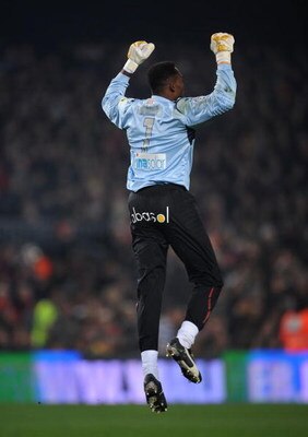 BARCELONA, SPAIN - FEBRUARY 21:  Carlos Kameni of Espanyol celebrates after his team scored their second goal during the La Liga match between Barcelona and Espanyol at the Camp Nou stadium on February 21, 2009 in Barcelona, Spain.  (Photo by Denis Doyle/