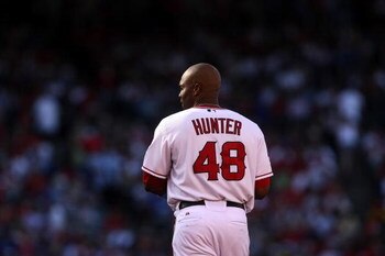 ANAHEIM, CA - JUNE 21:  Center fielder Torii Hunter #48 of the Los Angeles Angels of Anaheim takes the field against the Los Angeles Dodgers on June 21, 2009 at Angel Stadium in Anaheim, California.  (Photo by Stephen Dunn/Getty Images)
