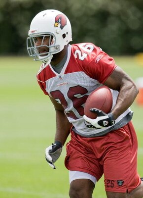 TEMPE, AZ - MAY 2 :  Chris Wells #26 of the Arizona Cardinals runs during a team minicamp at the team training facility on May 2, 2009 in Tempe, Arizona.  (Photo by Jonathan Willey/Getty Images)
