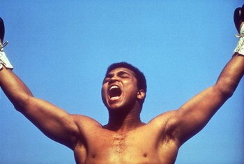 1972:  Muhammad Ali during training for his fight with Al 'Blue' Lewis held in Dublin,Republic of Ireland in 1972. (Photo by Getty Images)