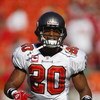 KANSAS CITY, MO - NOVEMBER 02:  Ronde Barber #20 of the Tampa Bay Buccaneers warms-up against the Kansas City Chiefs during their NFL game on November 2, 2008 at Arrowhead Stadium in Kansas City, Missouri.  The Buccaneers won 30 to 27 in overtime. (Photo 