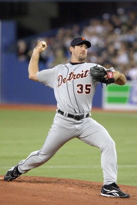 TORONTO - APRIL 6:  Justin Verlander #35 of the Detroit Tigers delivers the pitch during the Opening Day game against the Toronto Blue Jays at the Rogers Centre April 6, 2009 in Toronto, Ontario. (Photo by: Dave Sandford/Getty Images)