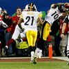 TAMPA, FL - FEBRUARY 01:  Santonio Holmes #10 of the Pittsburgh Steelers catches a 6-yard touchdown pass in the fourth quarter against the Arizona Cardinals during Super Bowl XLIII on February 1, 2009 at Raymond James Stadium in Tampa, Florida. The Steele