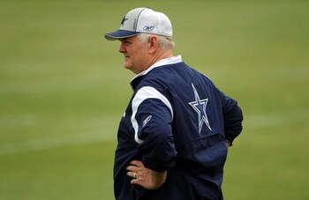 IRVING, TX - MAY 01:  Head coach Wade Phillips of the Dallas Cowboys during rookie mini camp on May 1, 2009 in Irving, Texas.  (Photo by Ronald Martinez/Getty Images)