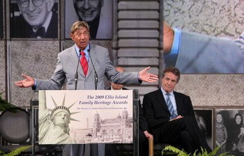 NEW YORK - MAY 19:  Former NFL player Joe Namath addresses the audience after being honored during the 8th Annual Ellis Island Family Heritage Awards on Ellis Island on May 19, 2009 in New York City.  (Photo by Michael Loccisano/Getty Images)