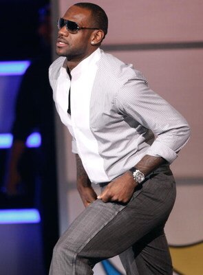 LOS ANGELES, CA - JUNE 28:  NBA player LeBron James of the Cleveland Cavaliers walks onstage to accept the BET Award for Best Male Athlete during the 2009 BET Awards held at the Shrine Auditorium on June 28, 2009 in Los Angeles, California.  (Photo by Kev