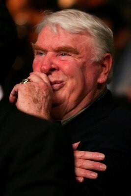 LAS VEGAS - MAY 05:  NFL broadcaster John Madden watches the fight between Rocky Juarez and Jose A. Hernandez during their WBA featherweight championship fight at the MGM Grand Garden Arena May 5, 2007 in Las Vegas, Nevada.  (Photo by Al Bello/Getty Image
