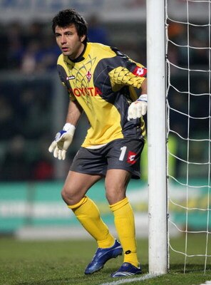 BERGAMO, ITALY - FEBRUARY 9: Frey of Fiorentina during the Serie A match between Atalanta and Fiorentina at the Stadio on February 9, 2008 in Bergamo, Italy. (Photo by New Press/Getty Images)