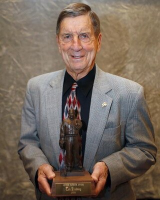 ST. PAUL, MN - OCTOBER 22:  Ted Lindsay poses with his  Lester Patrick Award October 22, 2008 at the St. Paul Hotel in St. Paul, Minnesota. (Photo by Scott A. Schneider/Getty Images)