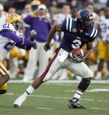 OXFORD, MS - NOVEMBER 17: Shay Hodge #3 of the Mississippi Rebels runs after the catch during a game against the LSU Tigers on November 17, 2007 at Vaught-Hemingway Stadium/Hollingsworth Field in Oxford, Mississippi. LSU beat Mississippi 41-24. (Photo by 