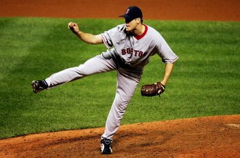 CLEVELAND - OCTOBER 18: Closing pitcherJonathan Papelbon #58 of the Boston Red Sox delivers against the Cleveland Indians during Game Five of the American League Championship Series at Jacobs Field on October 18, 2007 in Cleveland, Ohio. The Red Sox won