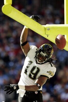HOUSTON - DECEMBER 30:  Wide receiver Ernest Wilford #19 of the Jacksonville Jaguars celebrates a touchdown catch against the Houston Texans in the second quarter on December 30, 2007 at Reliant Stadium in Houston, Texas.  (Photo by Brian Bahr/Getty Image