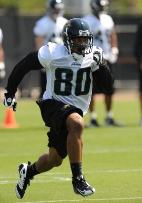 JACKSONVILLE, FL - MAY 1:  Wide receiver Mike Thomas #80 of the Jacksonville Jaguars runs for a pass May 1, 2009 at a team minicamp near Jacksonville Municipal Stadium in Jacksonville, Florida.  (Photo by Al Messerschmidt/Getty Images)