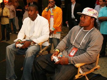 SANTA MONICA, CA - MAY 18: (L-R) NFL rookies Dwayne Jarrett and Marshawn Lynch take part in the EA Sports Rookie Madden Bowl during the NFL Players Rookie Premiere at the Loews Santa Monica Beach Hotel on May 18, 2007 in Santa Monica, California.  (Photo 