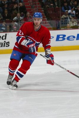 MONTREAL - JANUARY 16:  Christopher Higgins #21 of the Montreal Canadiens skates against the Vancouver Canucks on January 16, 2007 at the Bell Centre in Montreal, Canada.  The Canucks won 4-0.  (Photo by Charles Laberge/Getty Images)