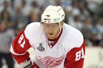 PITTSBURGH - JUNE 4: Marian Hossa #81 of the Detroit Red Wings looks on the ice against the Pittsburgh Penguins during Game Four of the 2009 NHL Stanley Cup Finals on June 4, 2009 at Mellon Arena in Pittsburgh, Pennsylvania. (Photo by: Bruce Bennett/Getty