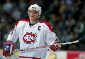 7 Mar 1998: Vincen Damphousse #25 of the Montreal Canadiens looks down the ice during a game against the Buffalo Sabres at the Molson Center in Montreal, Canada. The Sabres defeated the Canadiens 2-1.