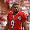 Tennessee Titans quarterback Steve McNair watches play February 12, 2006 at the Pro Bowl at Aloha Stadium in Honolulu, Hawaii.  (Photo by Al Messerschmidt/Getty Images)