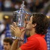 NEW YORK - SEPTEMBER 08:  Roger Federer of Switzerland holds up the trophy after defeating Andy Murray of the United Kingdom to win the 2008 U.S. Open Men's Championship Match in Arthur Ashe Stadium at the USTA Billie Jean King National Tennis Center on S
