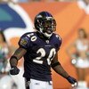 MIAMI, FL - JANUARY 4:  Safety Ed Reed #20 of the Baltimore Ravens directs coverage against the Miami Dolphins during their AFC Wild Card Game at Dolphins Stadium on January 4, 2009 in Miami, Floirda.  (Photo by Al Messerschmidt/Getty Images)