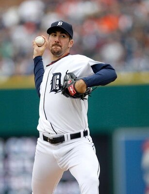 DETROIT - MARCH 31:  Justin Verlander #35 of the Detroit Tigers throws a pitch against the Kansas City Royals during their game on Opening Day on March 31, 2008 at Comerica Park in Detroit, Michigan. Royals won 5-4 in 11 innings.  (Photo by Gregory Shamus