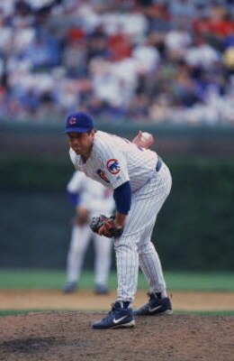 7 Jun 2001:  Pitcher Kevin Tapani #36 of the Chicago Cubs getting ready to throw the ball during the game against the St. Louis Cardinals at Wrigley Field in Chicago, Illinois.  The Cubs defeated the Cardinals 4-3.Mandatory Credit: Jonathan Daniel  /Allsp