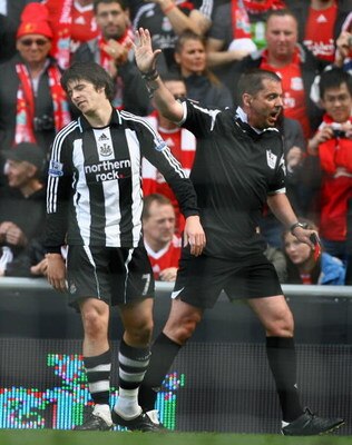 LIVERPOOL, UNITED KINGDOM - MAY 03:  Joey Barton of Newcastle United is sent off by Referee Phil Dowd during the Barclays Premier League match between Liverpool and Newcastle United at Anfield on May 3, 2009 in Liverpool, England.  (Photo by Alex Livesey/