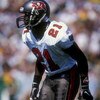 13 Sep 1998:  Cornerback Donnie Abraham #21 of the Tampa Bay Buccaneers in action during the game against the Green Bay Packers at Lambeau Field in Green Bay, Wisconsin. The Packers defeated the Buccaneers 23-15. Mandatory Credit: Tom Hauck  /Allsport