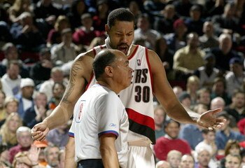 PORTLAND, OR - NOVEMBER13:  Rasheed Wallace #30 of the Portland Trail Blazers argues with the referee during Blazers' game against the Sacramento Kings November 13, 2003 at the Rose Garden in Portland, Oregon.  NOTE TO USER: User expressly acknowledges an