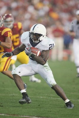 PASADENA, CA - JANUARY 1:  Stephfon Green #21 of the Penn State Nittany Lions carries the ball against the USC Trojans on January 1, 2009 at the Rose Bowl in Pasadena, California.  USC won 38-24.  (Photo by Jeff Golden/Getty Images)