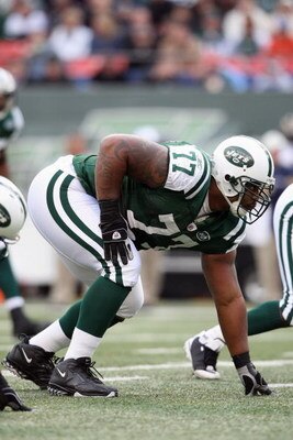 EAST RUTHERFORD, NJ - NOVEMBER 09: Kris Jenkins #77 of the New York Jets in the defensive line against the St. Louis Rams at Giants Stadium on November 9, 2008 in East Rutherford, New Jersey. (Photo by Nick Laham/Getty Images) 