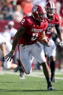 BLOOMINGTON, IN - NOVEMBER 01:  Marcus Thigpen #5 of the Indiana Hooisers carries the ball during the game against the Central Michigan Chippewas at Memorial Stadium on November 1, 2008 in Bloomington, Indiana.  (Photo by Andy Lyons/Getty Images)