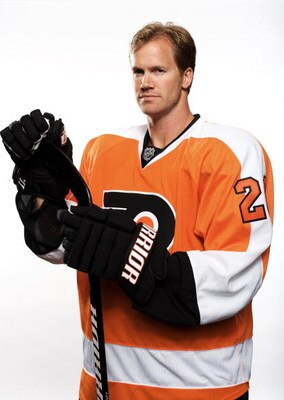 PHILADELPHIA - JULY 06: (EDITORS NOTE: THIS IMAGE HAS BEEN DIGITALLY ALTERED) Chris Pronger #20 of the Philadelphia Flyers poses for a portrait after his first press conference as a Philadelphia Flyer at Flyer's Skate Zone on July 6, 2009 in Philadelphia,
