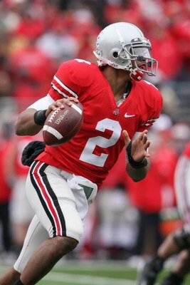 COLUMBUS, OH - NOVEMBER 22:  Quarterback Terrelle Pryor #2 of the Ohio State Buckeyes moves to pass the ball during the Big Ten Conference game against the Michigan Wolverines at Ohio Stadium on November 22, 2008 in Columbus, Ohio.  (Photo by Andy Lyons/G