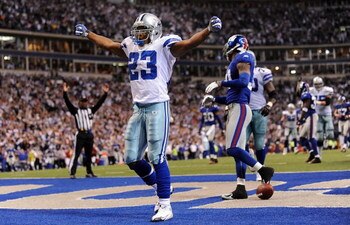 IRVING, TX - DECEMBER 14:  Running back Tashard Choice #23 of the Dallas Cowboys celebrates his touchdown against the New York Giants in the fourth quarter at Texas Stadium on December 14, 2008 in Irving, Texas.  (Photo by Ronald Martinez/Getty Images)