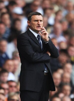 LONDON - MAY 02:  West Bromwich Albion Manager Tony Mowbray looks on during the Barclays Premier League match between Tottenham Hotspur and West Bromwich Albion at White Hart Lane on May 2, 2009 in London, England.  (Photo by Bryn Lennon/Getty Images)