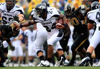 COLUMBIA, MO - SEPTEMBER 13:  Vai Taua #34 the Nevada Wolf Pack carries the ball during the first half of the game against the Missouri Tigers on September 13, 2008 at Memorial Stadium in Columbia, Missouri.  (Photo by Jamie Squire/Getty Images)