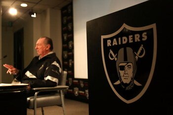 ALAMEDA, CA - SEPTEMBER 30:  Oakland Raiders owner Al Davis speaks during a press conference to announce the firing of head coach Lane Kiffin of the Oakland Raiders at thier training facility on Septemer 30, 2008 in Alameda, California.  (Photo by Jed Jac