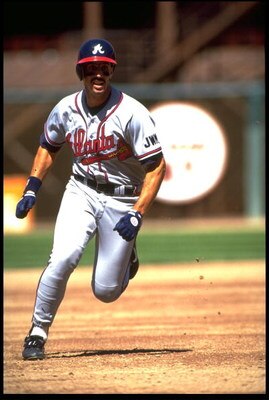 1 JUN 1991:  ATLANTA BRAVES INFIELDER SID BREAM ROUNDS SECOND BASE DURING THE BRAVES VERSUS SAN FRANCISCO GIANTS GAME AT CANDLESTICK PARK IN SAN FRANCISCO, CALIFORNIA.  MANDATORY CREDIT:  OTTO GREULE/ALLSPORT