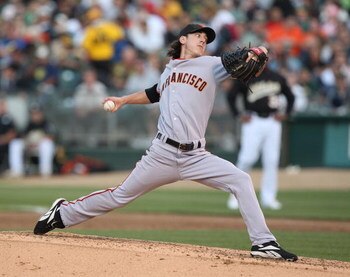 OAKLAND, CA - JUNE 23:  Tim Lincecum #55 of the San Francisco Giants pitches against the Oakland Athletics during a Major League Baseball game on June 23, 2009 at the Oakland Coliseum in Oakland, California.  (Photo by Jed Jacobsohn/Getty Images)