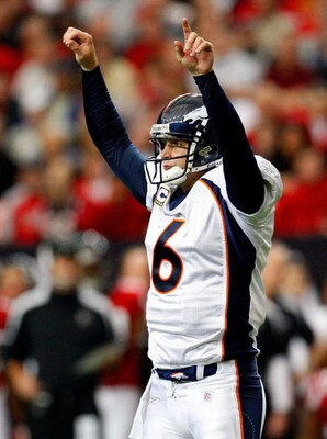 ATLANTA - NOVEMBER 16:  Quarterback Jay Cutler #6 of the Denver Broncos reacts after scoring a touchdown against the Atlanta Falcons at the Georgia Dome on November 16, 2008 in Atlanta, Georgia.  (Photo by Kevin C. Cox/Getty Images)